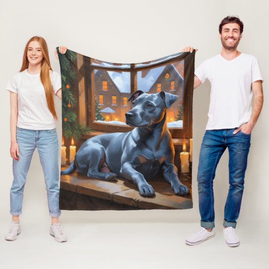 American Staffordshire Christmas Lights Holiday Fleece Deken (In situ)