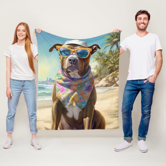 American Staffordshire on Beach,zomercadeau Fleece Deken (In situ)