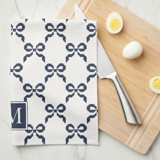 Americana Folk Art Navy Bow Quilt Pattern Theedoek (Quarter Fold)