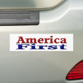 Amerika Eerst met rode en blauwe tekst Bumpersticker (Op auto)