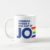 AMERIKA HEEFT EEN GROTE PIJN VAN JOE (LGBTQ PRIDE) KOFFIEMOK (Links)