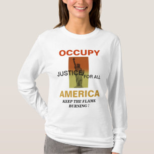 AMERIKA HOUDEN DE VLAMBURGER. T-SHIRT