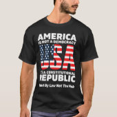 Amerika is een constitutionele republiek met een r t-shirt (Voorkant)