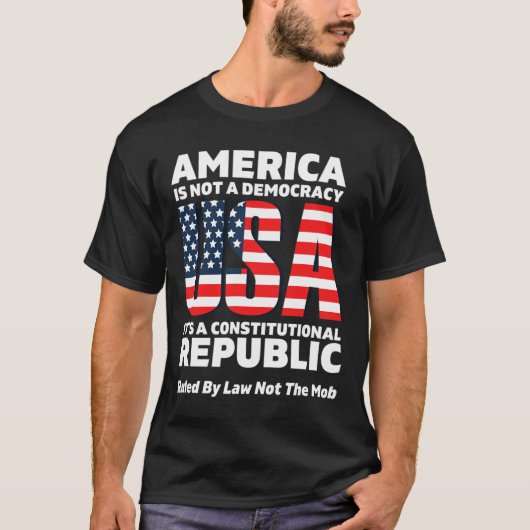 Amerika is een constitutionele republiek met een r t-shirt (Voorkant)