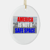 Amerika is geen veilige ruimte keramisch ornament (Rechts)