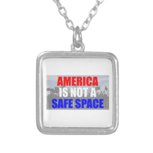 Amerika is geen veilige ruimte zilver vergulden ketting