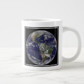 Amerika op Aardedag. Grote Koffiekop (Rechts)