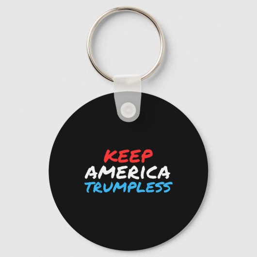 Amerika Trumpless Grappig Anti-Trump Kleding Sleutelhanger (Voorkant)