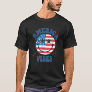 Amerika Vibes Happy Face Smile American Flag 4th O T-shirt