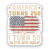 Amerika wordt 250 ik word 50 sticker (Voorkant)