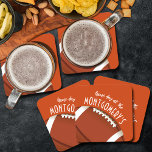 Amerikaans Football Sinaasappel Kartonnen Onderzetters<br><div class="desc">papieren onderzetters hebben een Amerikaans football op sinaasappel en de woorden "It's Game Day!" samen met je achternaam. MEER kleuren en overeenkomende items in onze winkel.</div>