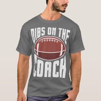 Amerikaans Football valt op de kust van de schimme T-shirt
