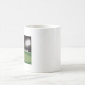 Amerikaans football veld met doel en bal koffiemok (Center)