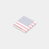 Amerikaans thema met vlaggestaren en stripes post-it® notes (Schuin)