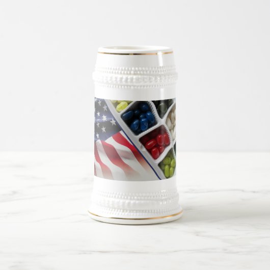 Amerikaans Wit Rood en Blauw Wit/Goud 22 oz Stein Bierpul (Center)