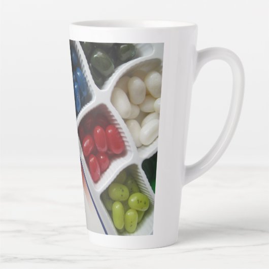 Amerikaans Wit Rood en Blauw Wit/Goud 22 oz Stein Latte Mok (Rechts)