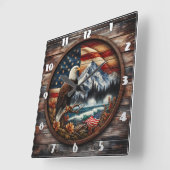 Amerikaanse adelaar neergestreken in de buurt van  vierkante klok (Hoek)