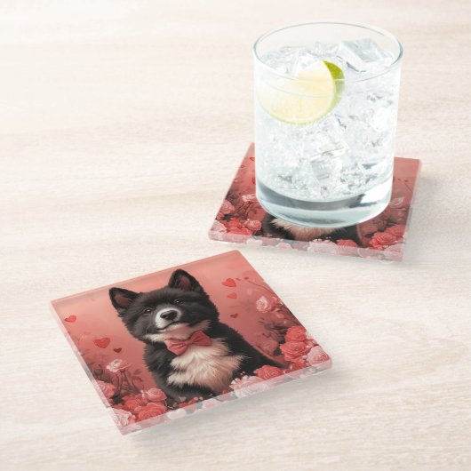 Amerikaanse Akita met Rozen - Valentijnsdag Glazen Onderzetter (Schuin)