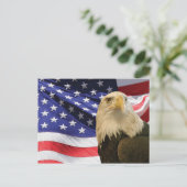 Amerikaanse Bald Eagle en vlag Briefkaart (Staand voorkant)