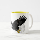 Amerikaanse Bald Eagle Flying Coffee Mok (Voorkant rechts)