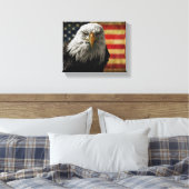 Amerikaanse Bald Eagle over de vlag van Grunge Canvas Afdruk (Insitu (Slaapkamer))