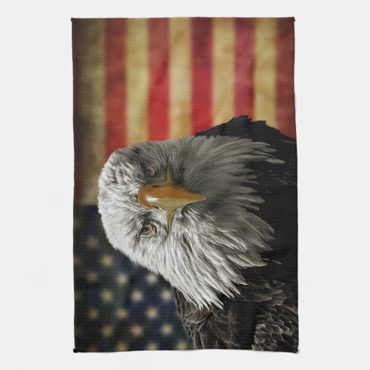 Amerikaanse Bald Eagle over de vlag van Grunge Theedoek (Verticaal)
