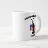 Amerikaanse democratie voor altijd met vlag grote koffiekop (Voorkant rechts)