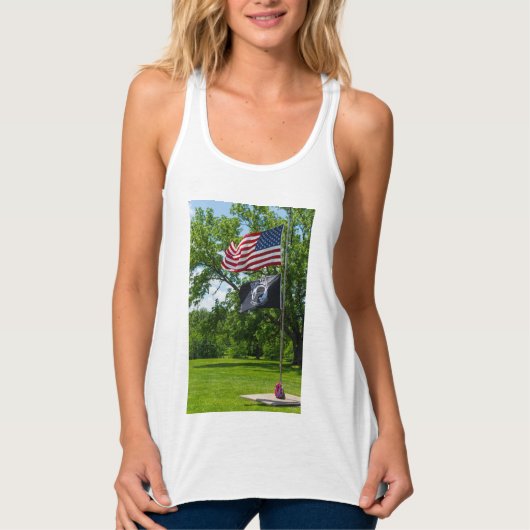 Amerikaanse en POW-vlaggen Tanktop (Voorkant)