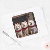 Amerikaanse Eskimo bij de open haard Kerstmis Vierkante Sticker (Envelop)