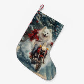 Amerikaanse Eskimo Dog Riding Motorfiets Kerstmis Kleine Kerstsok (Voorkant (Hangend))