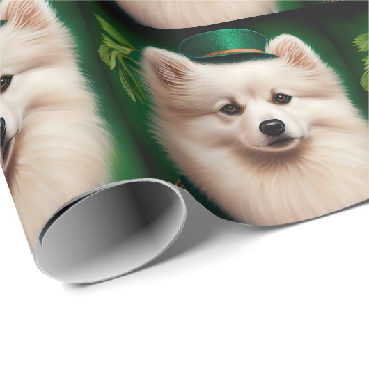 Amerikaanse Eskimo-hond in St. Patrick's Day Dress Cadeaupapier (Rol Hoek)