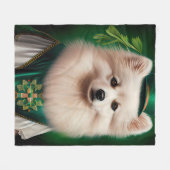 Amerikaanse Eskimo-hond in St. Patrick's Day Dress Fleece Deken (Voorkant (Horizontaal))