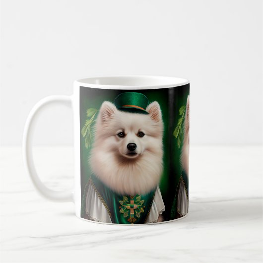Amerikaanse Eskimo-hond in St. Patrick's Day Dress Koffiemok (Links)
