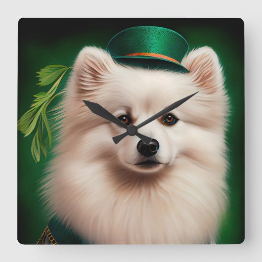 Amerikaanse Eskimo-hond in St. Patrick's Day Dress Vierkante Klok (Voorkant)
