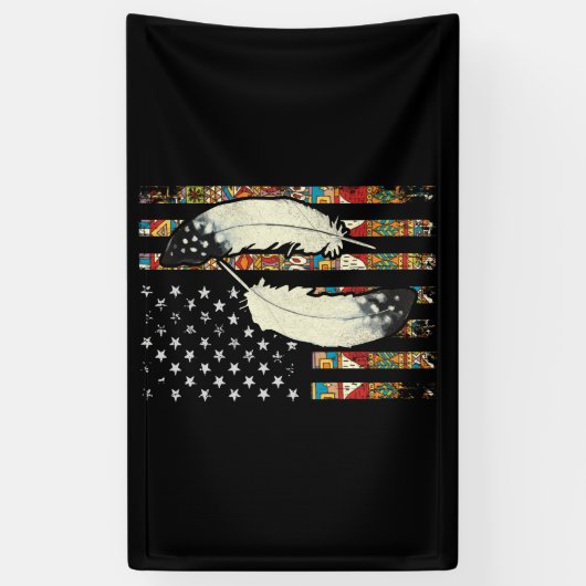 Amerikaanse Flag Native Tribe Feather Pride Spandoek (Verticaal)