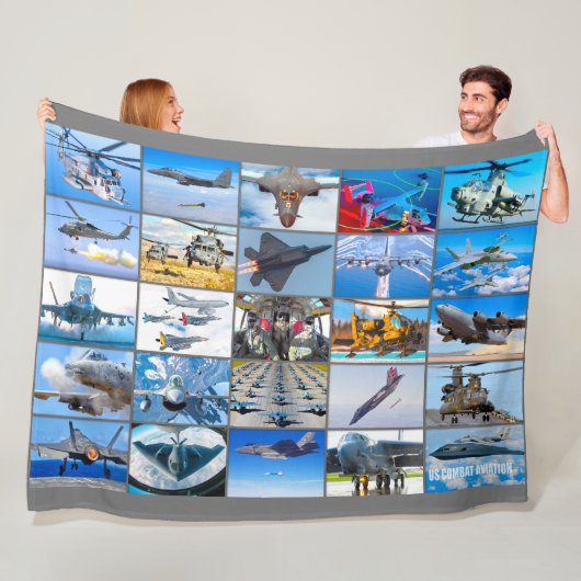 AMERIKAANSE GEVECHTSVLIEGTUIG "MONTAGE" FLEECE DEKEN (In situ)