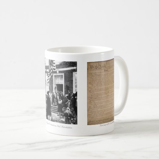 "Amerikaanse grondwet - eerste wijziging" mok (Voorkant rechts)