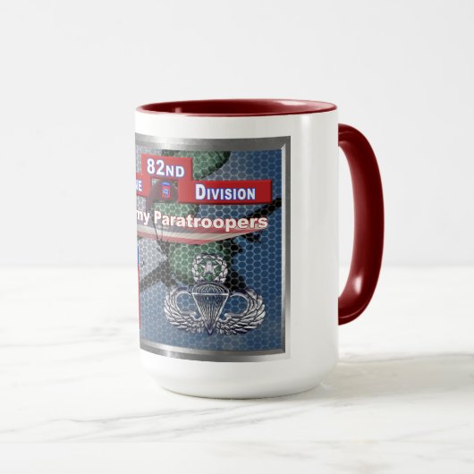 Amerikaanse Guardian 82e Airborne Division Mok (Voorkant rechts)
