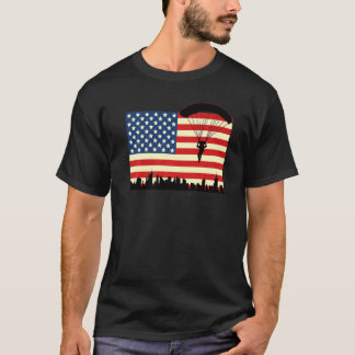Amerikaanse parachutist springt met parachute uit  t-shirt