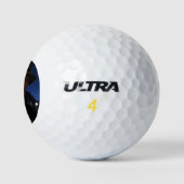Amerikaanse president Donald Trump peetoom Golfballen (Logo)