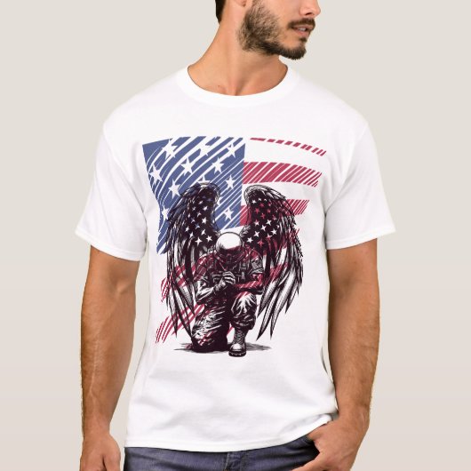 Amerikaanse soldaat engel bidt Amerikaanse vlag ku T-shirt (Voorkant)