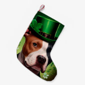 Amerikaanse Staffordshire-hond in St. Patrick's Da Kleine Kerstsok (Voorkant (Hangend))