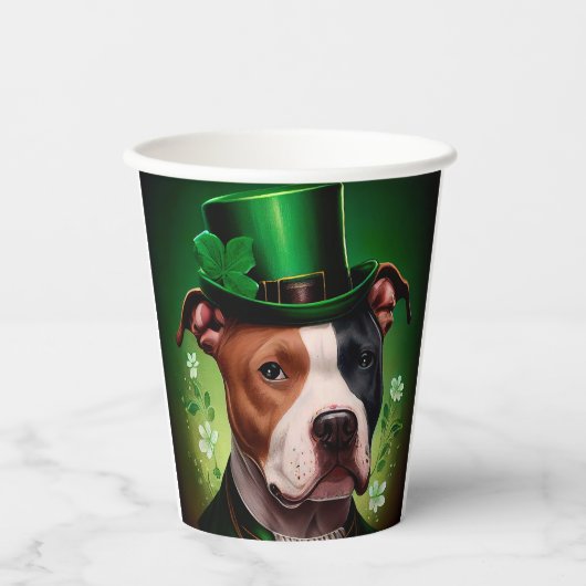 Amerikaanse Staffordshire-hond in St. Patrick's Da Papieren Bekers (Voorkant)