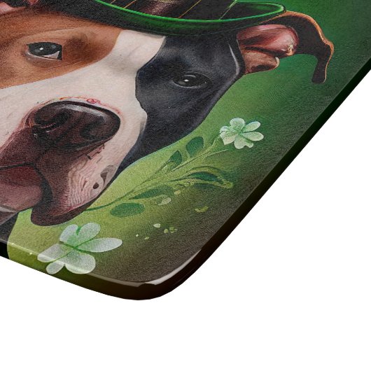 Amerikaanse Staffordshire-hond in St. Patrick's Da Snijplank (Hoek)