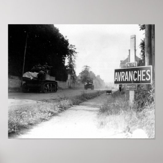 Amerikaanse tanks in Avranches: Tweede Wereldoorlo Poster (Voorkant)