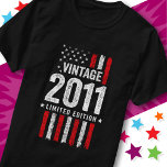 Amerikaanse Vlag Beperkte Editie Sterren Vintage 2 T-shirt<br><div class="desc">Dit verjaardagsontwerp uit 2011 is perfect voor veteranen,  politie,  militair,  actief dienend personeel of elke patriottische Amerikaan geboren in 2011! Kenmerken 'Vintage 2011 Beperkte Editie' met gedistroyeerde vintage stijl Amerikaanse vlag grafisch.</div>
