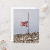 Amerikaanse vlag bij Half Mast (Verenigde Staten) Kaart (Voorkant / Achterkant in situ)