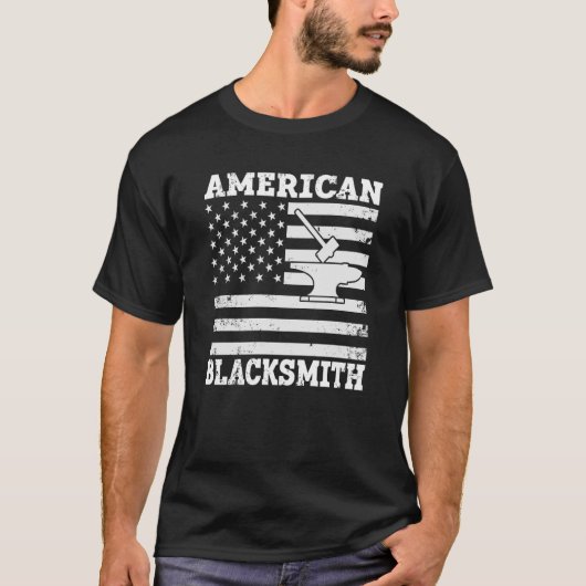 Amerikaanse vlag Blacksmithing Anvil & Hammer Amer T-shirt (Voorkant)