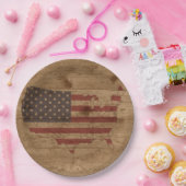 Amerikaanse vlag boven bijtend hout | Patriottisch Papieren Bordje (Feest)