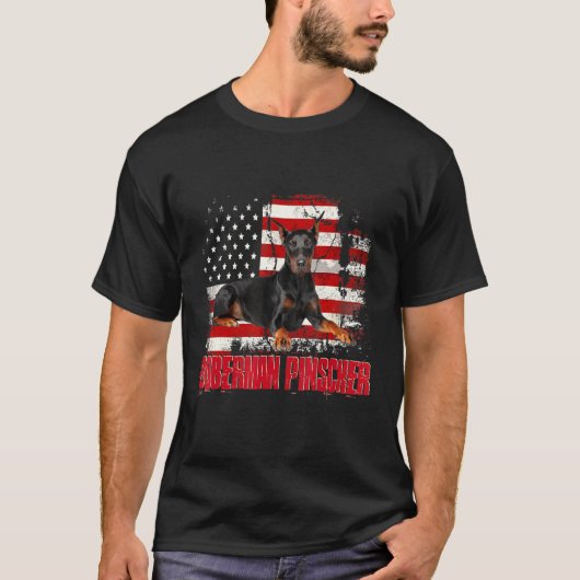 -Amerikaanse vlag Doberman Pinscher Dog T-shirt (Voorkant)